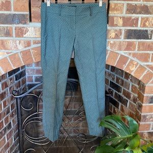 Ann Taylor Petites green pattern slacks. NWT size 2P